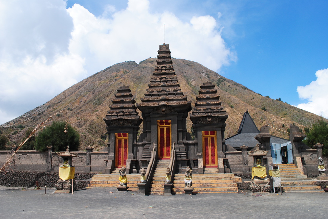 Pura Luhur Poten, Bromo, Jawa Timur
