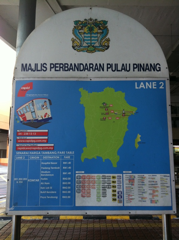 petunjuk jalur bus di terminal Komtar, Penang, Malaysia