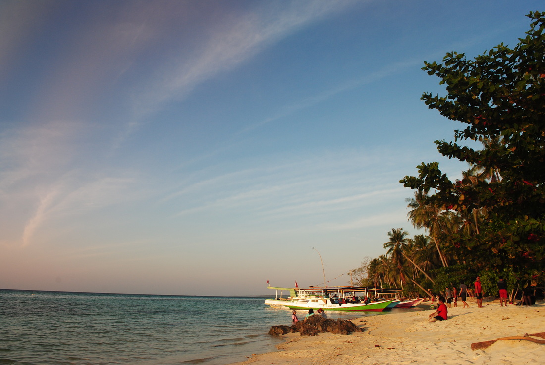 pantai Tanjung Gelam, Karimun Jawa, Jawa Tengah