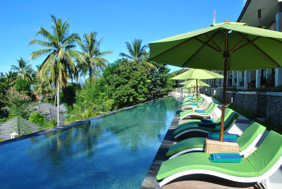 kolam renang kebun villa, Lombok