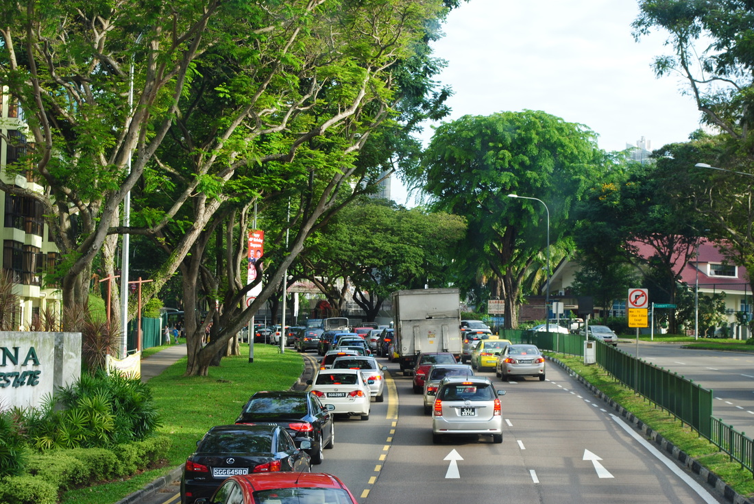 jalan raya di Singapore